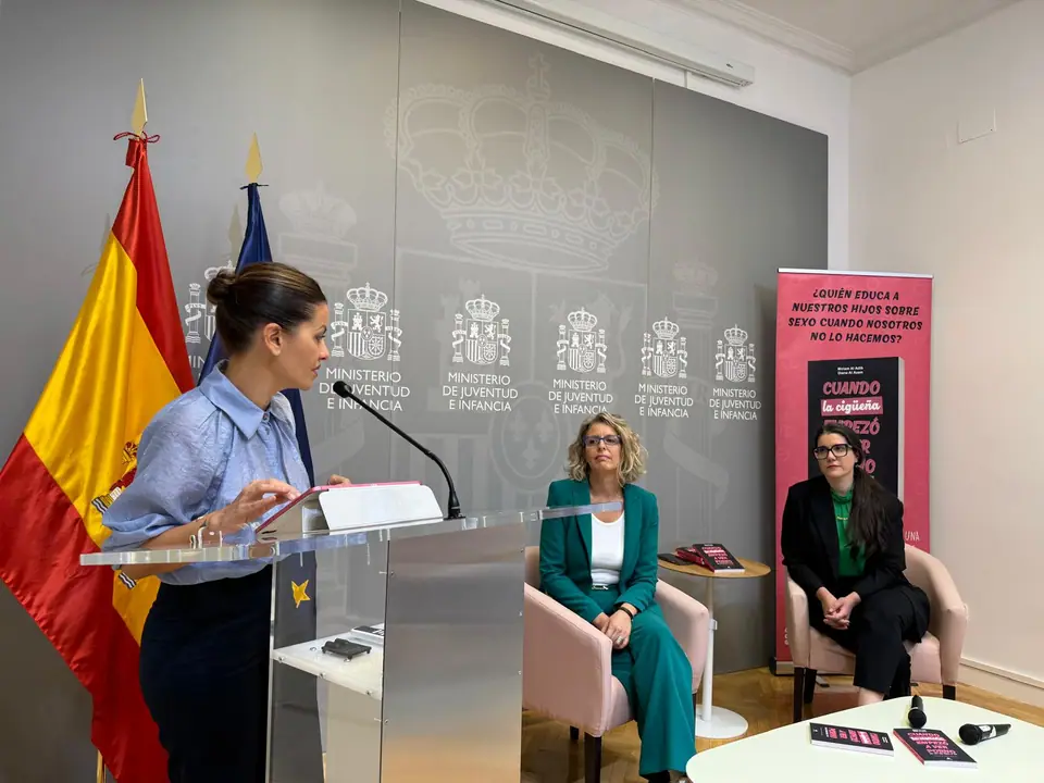 Presentación del libro en el Ministerio de Juventud e Infancia